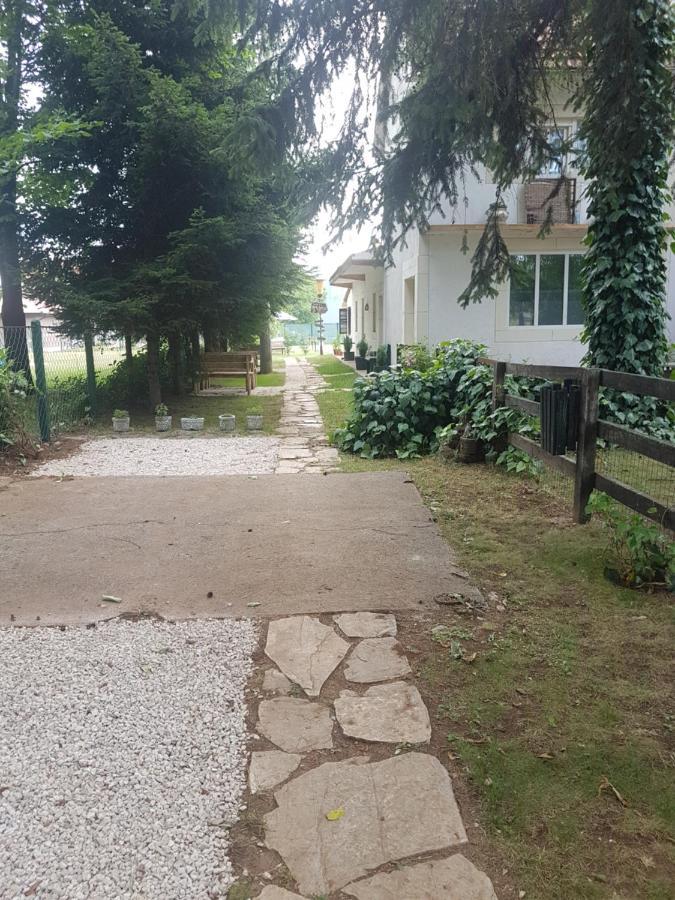 Belette Apartments & Park Niksic Ngoại thất bức ảnh