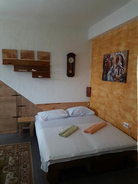 Belette Apartments & Park Niksic Ngoại thất bức ảnh